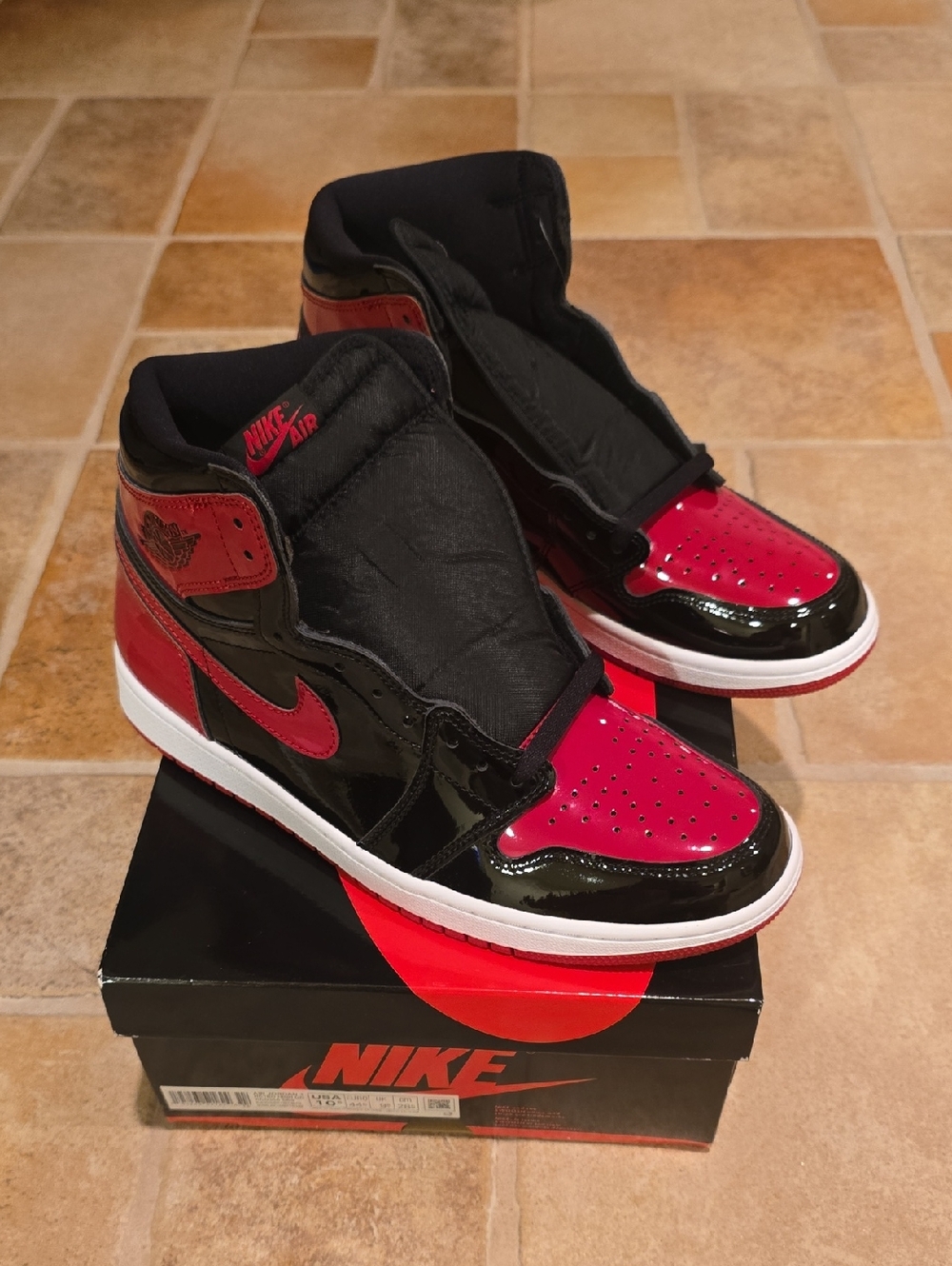 Jordan 1 High Retro Patent Bred 555088 063 Size 10.5 (New)!